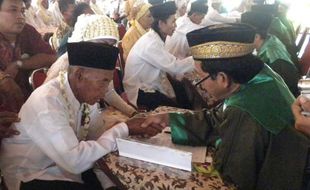   22 Pasangan ikuti nikah massal 