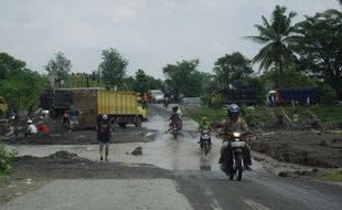 Lampu sorot di Dam Sukorini dan Dam Borangan mati 