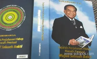  Sukamdani luncurkan buku otobiografi