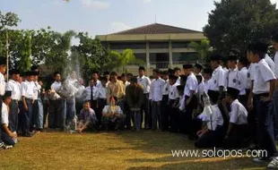  Pesantren semakin terbuka