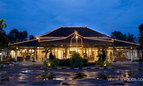 HOTEL DI SOLO : KSPH Kawinkan Selera Western dan Indonesia