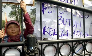  DEMO, KOMUNITAS PENYANDANG CACAT TUNTUT PENYEDIAAN KEBUTUHAN