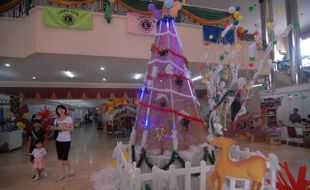   PAMERAN KID'S WORLD 