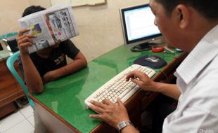  Manfaatkan facebook, ABG bawa kabur motor…