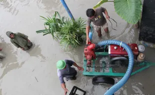 POMPA AIR UNTUK SEDOT GENANGAN AIR BANJIR