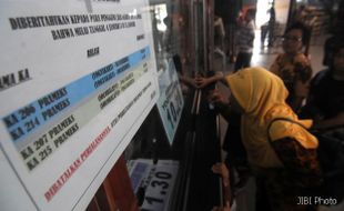 TIKET KERETA API : Asyik, Tarif Sejumlah Kereta Api Turun Mulai 1 April