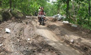 Retribusi Batu Seribu Naik Jadi Rp2.000