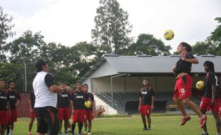 PERSIS LATIHAN