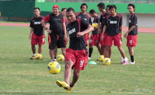 PERSIS SOLO JAJAL LAPANGAN