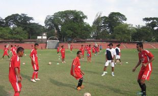 LATIHAN PERSIS