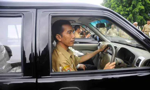 JOKOWI PRESIDEN : Tak Ada Mobil Indonesia di IIMS 2014, Jokowi Bicara Esemka