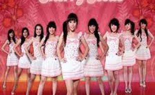 Cherry Belle & Smash Bikin Histeris ABG Solo