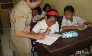 KAMPUS DI SEMARANG : Bekali Guru Kemampuan Didik Karakter, Charoen Pokphand Gandeng Undip