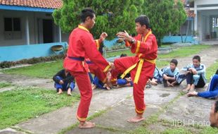 Klaten Juara Umum Turnamen II Tapak Suci Jateng