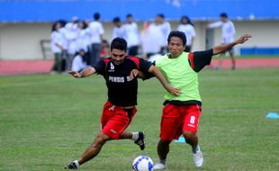 LATIHAN PERSIS