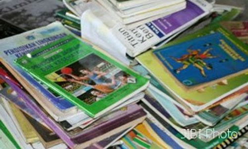 KASUS BUKU AJAR: Kejari Sukoharjo Eksekusi Dua Terdakwa