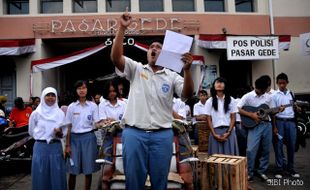 CAGAR BUDAYA: Anak Muda Pelihara Cagar Budaya