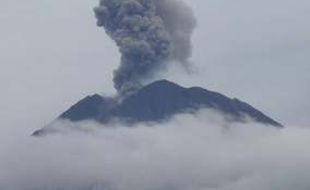 Warga Diminta Waspadai Aktivitas GUNUNG SEMERU