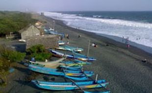 TPR OBJEK WISATA : Pantai Kuwaru Penyumbang PAD Terendah di Bantul