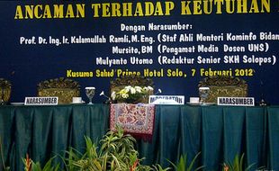 Pagi ini, Seminar tentang Banjir Informasi di KSPH