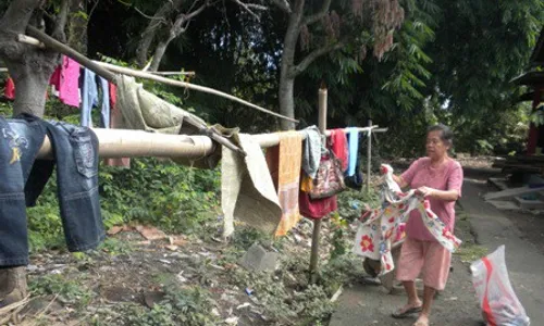 KORBAN BANJIR Alami Gatal dan Pusing