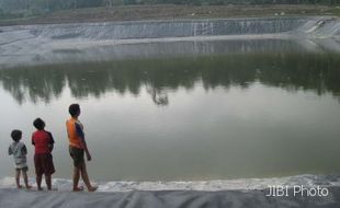  EMBUNG MUSUK: Uji Coba Pengoperasian Tertunda