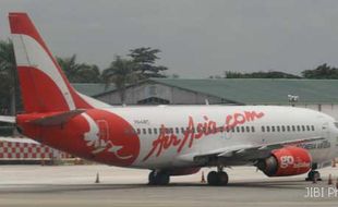 BANDARA ADI SOEMARMO: Air Asia Diminta Buka Dua Rute Baru 