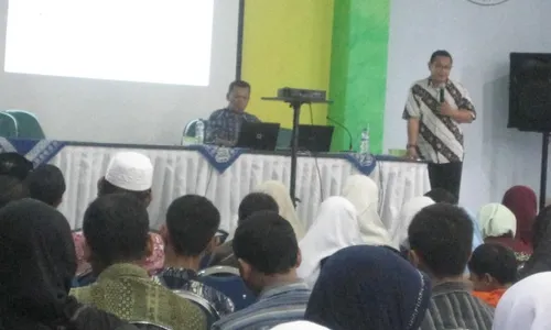  SEMINAR PENDIDIKAN: Ratusan Guru TKIT-SMPIT Ikuti Seminar 