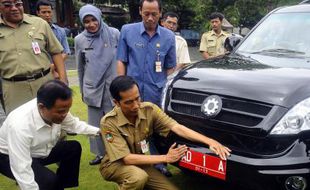 SUKIYAT Usulkan Bedah MOBIL ESEMKA di Depan Publik