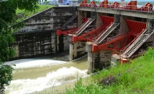 PEMBANGUNAN SPILLWAY WGM, BBWSBS Rakor Dengan Bupati