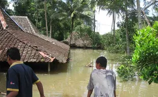 BANJIR WONOGIRI : Curah Hujan Tinggi, Banjir Selogiri Meluas ke 3 Kecamatan