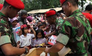 BAKTI SOSIAL SAVE BENGAWAN SOLO