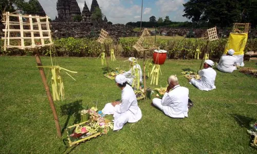 TAWUR AGUNG, Mensucikan Diri Sebelum Hari Raya Nyepi