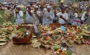 PERAYAAN NYEPI: Umat Hindu laksanakan Tawur Kesanga