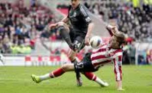 LIVERPOOL vs SUNDERLAND 0-1:  Gol Bendtner Penentu Kemenangan