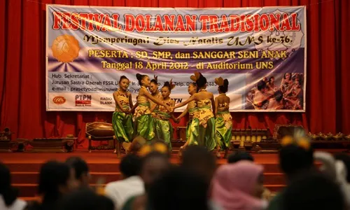 FESTIVAL DOLANAN TRADISIONAL