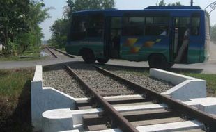 PERLINTASAN KA: Railbus Akan Beroperasi, 29 Perlintasan Belum Berpintu