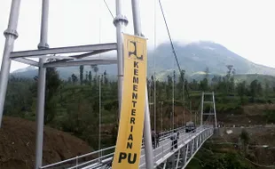 JEMBATAN GANTUNG: Jembatan Gantung di Lereng Merapi Bakal Dipasangi Portal 