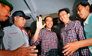 JOKOWI-BASUKI JALANI TES KESEHATAN