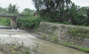 BANJIR KLATEN : 9 Desa Di Tepi Kali Dengkeng Terendam Air, Tanggul Desa Talang Jebol