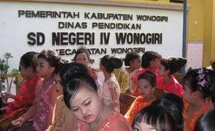  HARI KARTINI: SDN 4 Wonogiri Gelar Kartinian