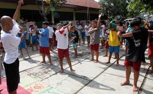 MUGIDANCE Gelar Lomba Menari Kaos 