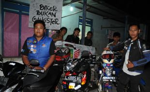 BIKERS:  Teroris Menjamu Bikers