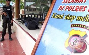 BENTROK APARAT: Buntut Bentrokan, Kasat Brimob Gorontalo Dicopot