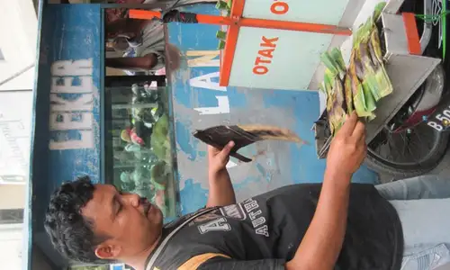 OTAK-OTAK: Pilih Tuna, Bandeng atau Tengiri