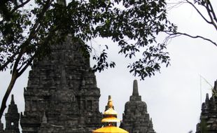 Ada Dua Kali Waisak di Vihara Jakarta