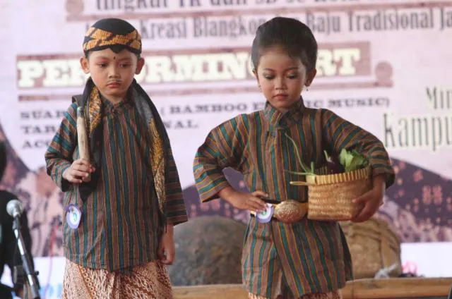 Orang Jawa Memandang Dunia dengan Rasa, Wong Jawa nganggo Rasa