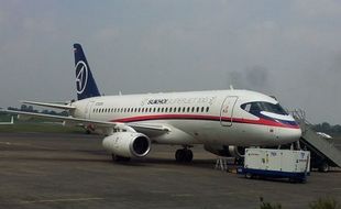 PESAWAT HILANG: Sukhoi Superjet100 Hilang di Wilayah Gunung Salak