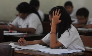 UN SUSULAN: Ujian Susulan Hanya Diikuti Satu Siswa SD