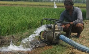 KEKERINGAN SUKOHARJO : Petani Optimalkan Mesin Pompa Irigasi